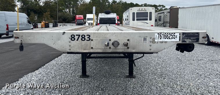 image for item YA2217 2017 Transcraft flatbed trailer