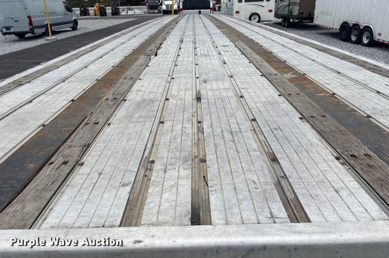 image for item YA2217 2017 Transcraft flatbed trailer