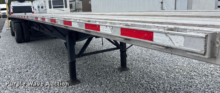 image for item YA2217 2017 Transcraft flatbed trailer
