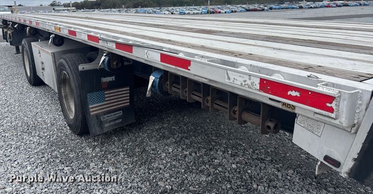 image for item YA2217 2017 Transcraft flatbed trailer