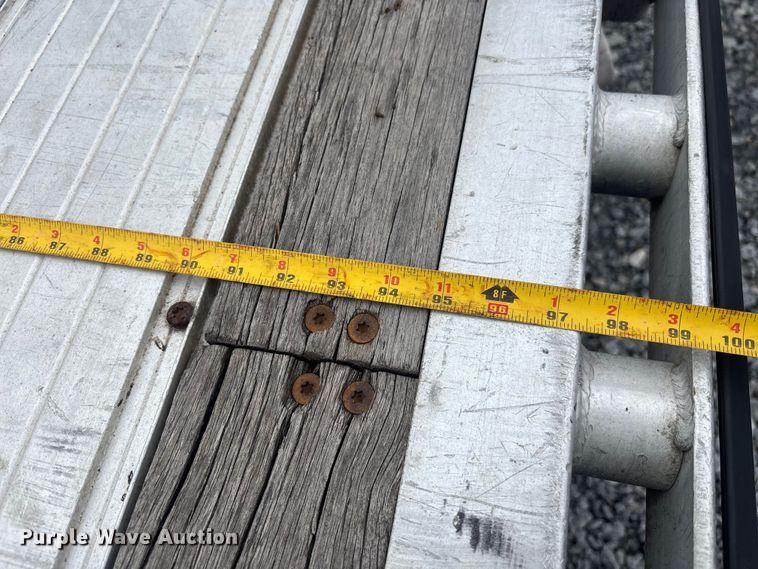 image for item YA2217 2017 Transcraft flatbed trailer