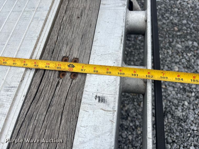 image for item YA2217 2017 Transcraft flatbed trailer