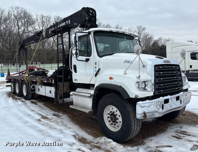 image for item YA2227 2020 Freightliner 114SD crane truck