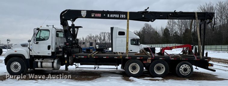 image for item YA2227 2020 Freightliner 114SD crane truck