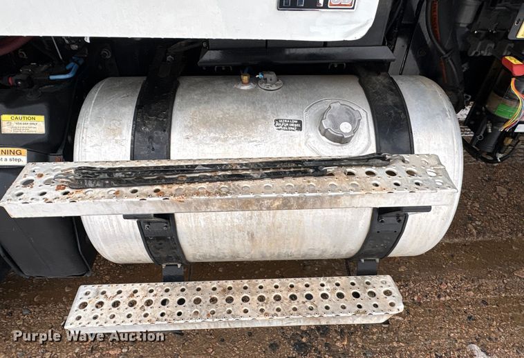 image for item YA2227 2020 Freightliner 114SD crane truck