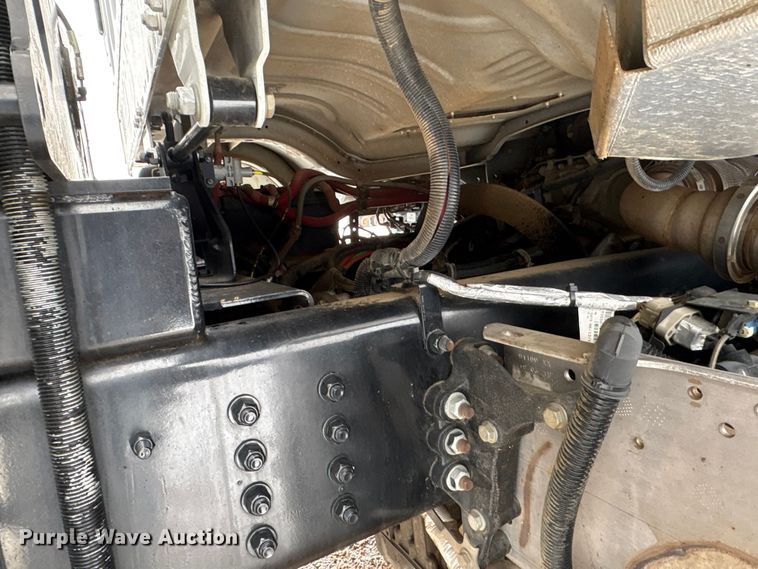 image for item YA2227 2020 Freightliner 114SD crane truck