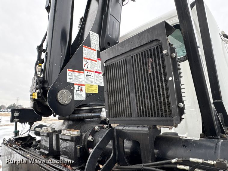 image for item YA2227 2020 Freightliner 114SD crane truck