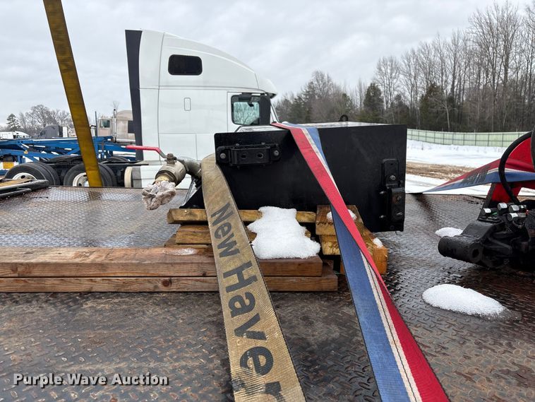 image for item YA2227 2020 Freightliner 114SD crane truck