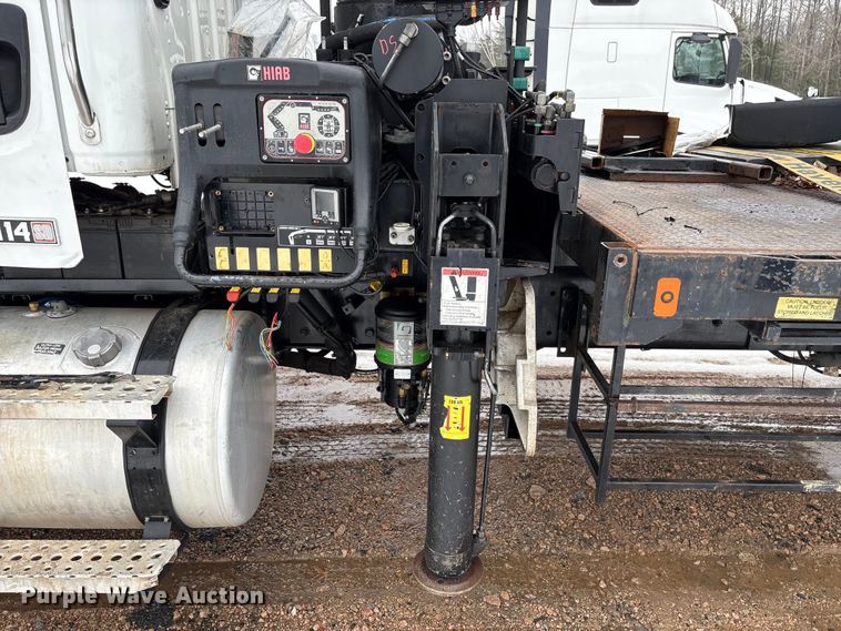 image for item YA2227 2020 Freightliner 114SD crane truck