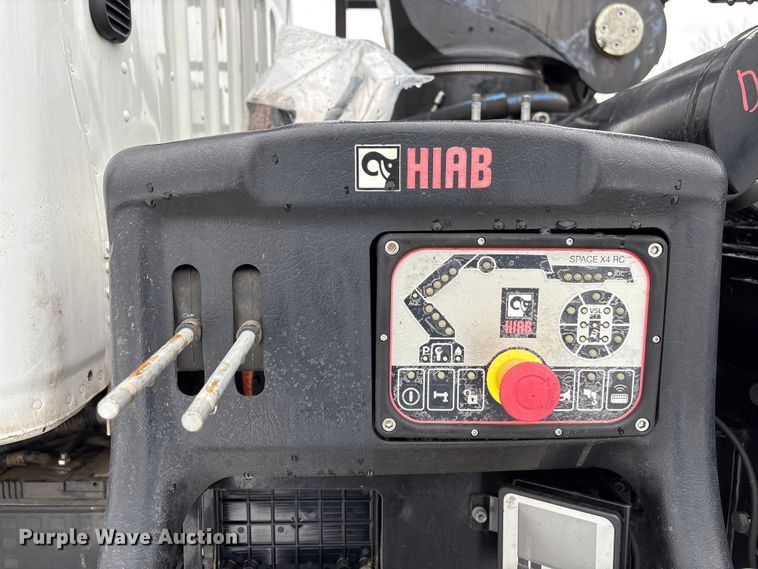 image for item YA2227 2020 Freightliner 114SD crane truck