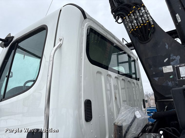 image for item YA2227 2020 Freightliner 114SD crane truck