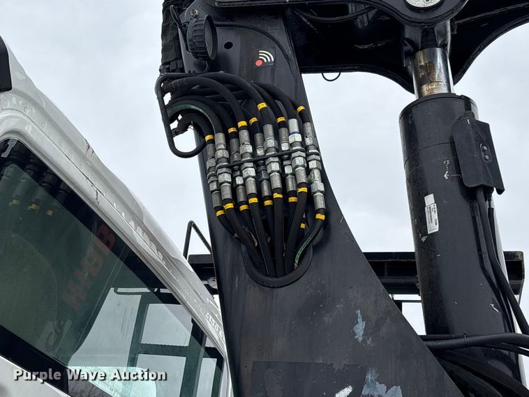 image for item YA2227 2020 Freightliner 114SD crane truck