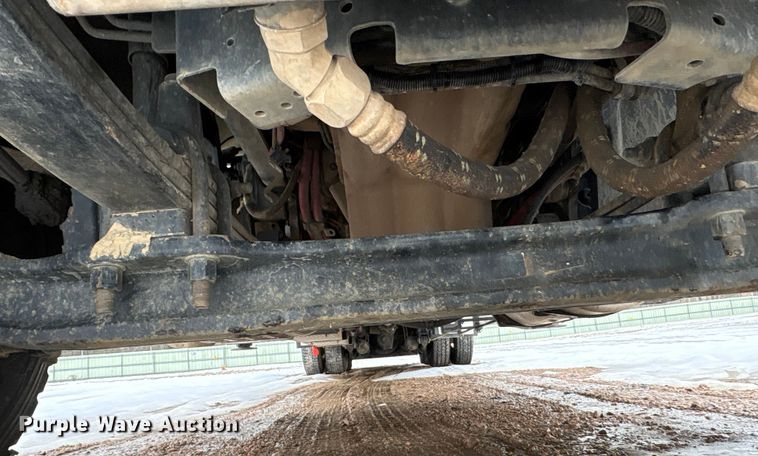 image for item YA2227 2020 Freightliner 114SD crane truck