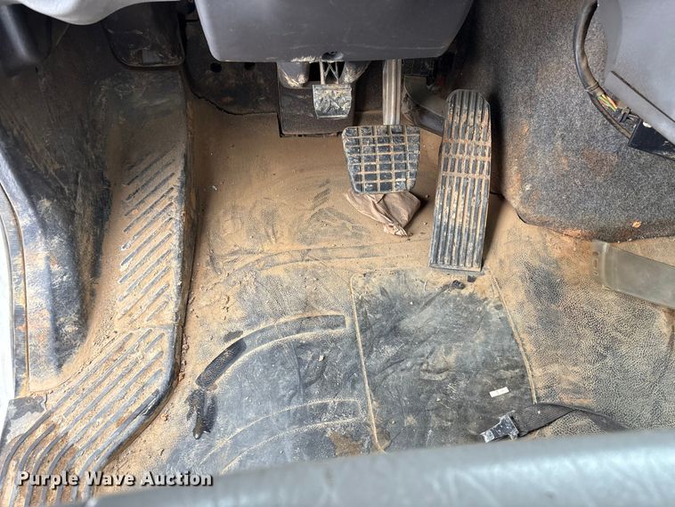 image for item YA2227 2020 Freightliner 114SD crane truck