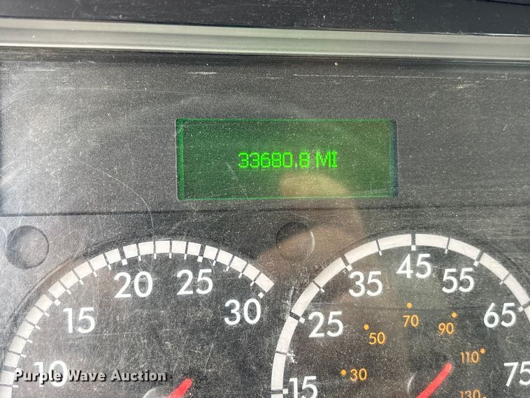 image for item YA2227 2020 Freightliner 114SD crane truck