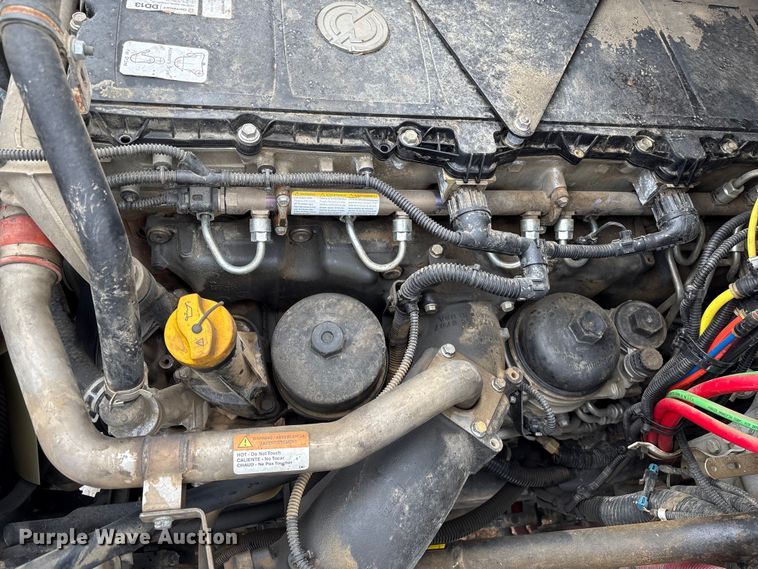 image for item YA2227 2020 Freightliner 114SD crane truck