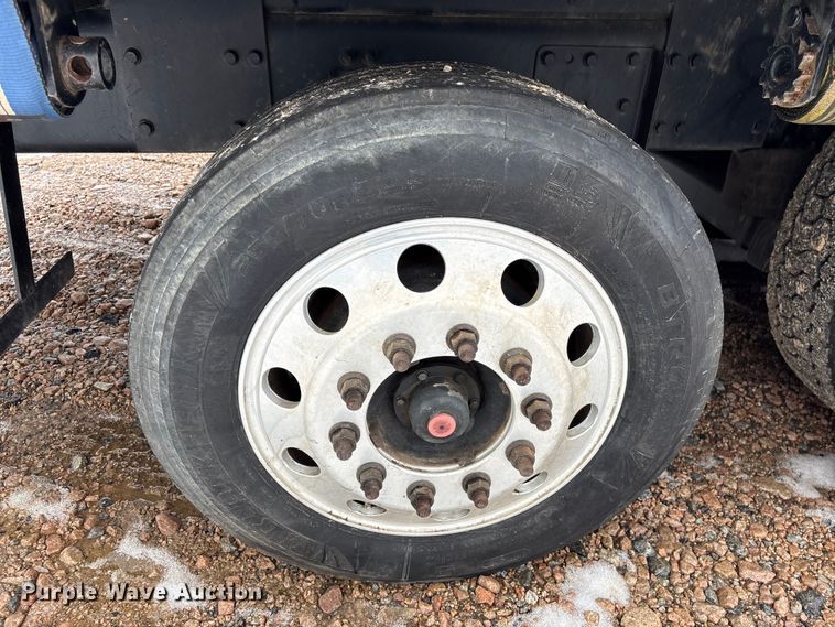 image for item YA2227 2020 Freightliner 114SD crane truck