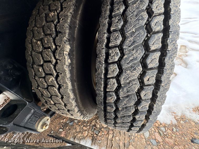 image for item YA2227 2020 Freightliner 114SD crane truck