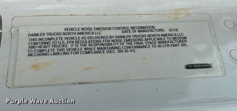 image for item YA2227 2020 Freightliner 114SD crane truck