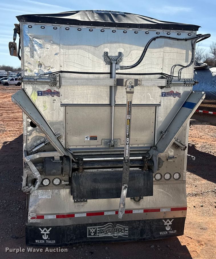 image for item YA2235 2026 Wilson DWBT-750B live bottom trailer