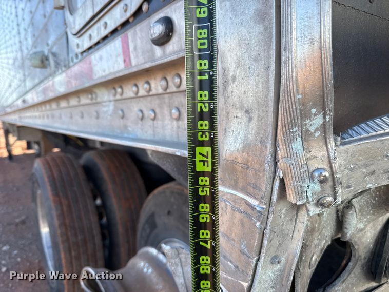 image for item YA2235 2026 Wilson DWBT-750B live bottom trailer