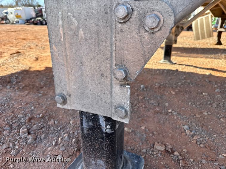 image for item YA2235 2026 Wilson DWBT-750B live bottom trailer