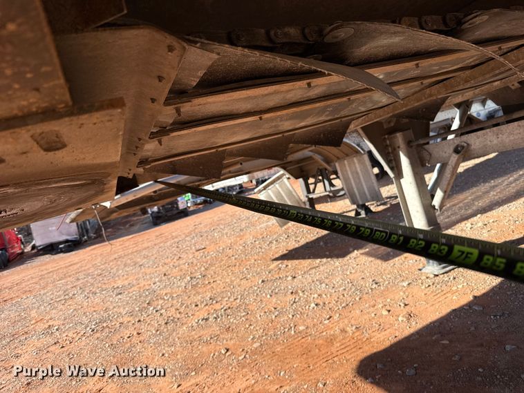 image for item YA2235 2026 Wilson DWBT-750B live bottom trailer