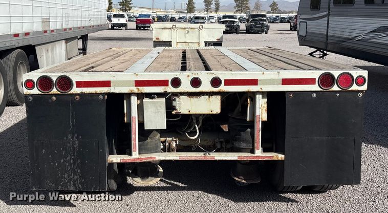 image for item YA2428 2001 K-Line 1851-2 lowboy equipment trailer