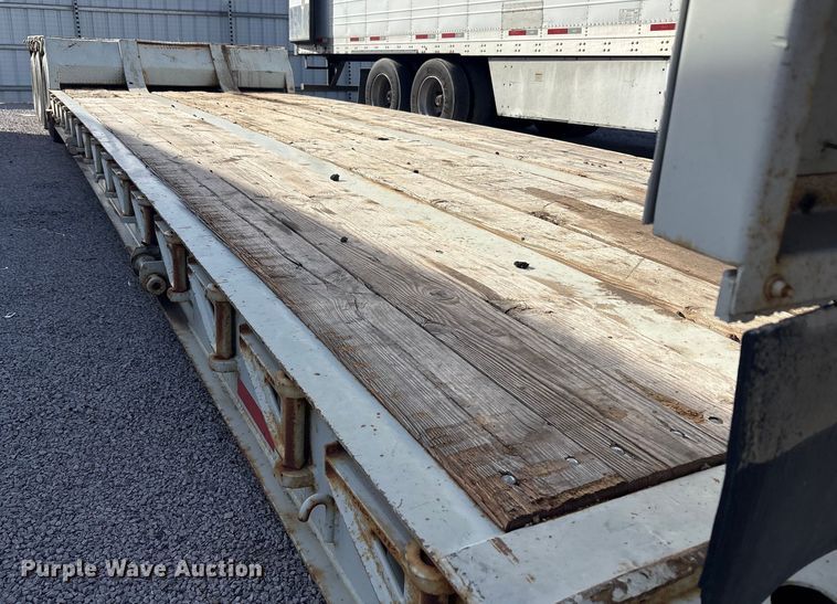 image for item YA2428 2001 K-Line 1851-2 lowboy equipment trailer