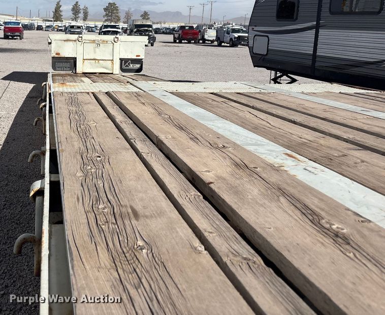 image for item YA2428 2001 K-Line 1851-2 lowboy equipment trailer