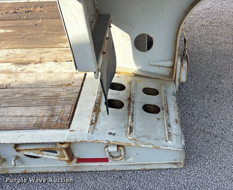 image for item YA2428 2001 K-Line 1851-2 lowboy equipment trailer