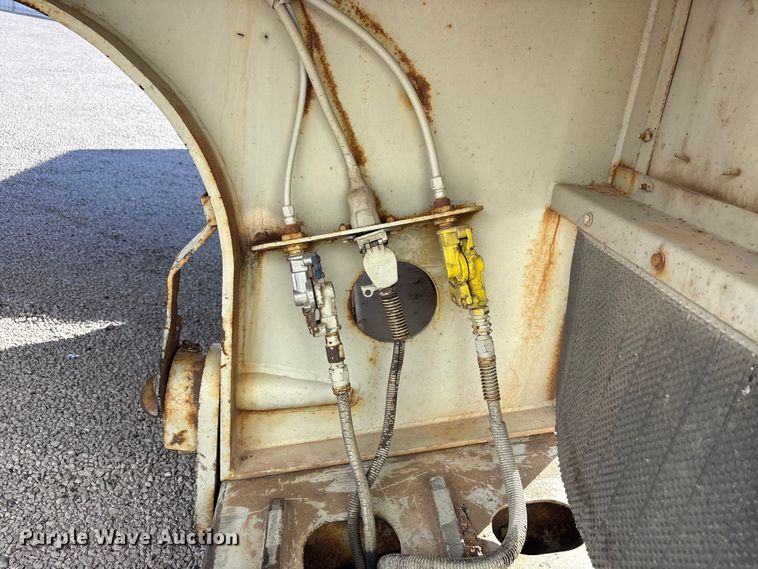 image for item YA2428 2001 K-Line 1851-2 lowboy equipment trailer