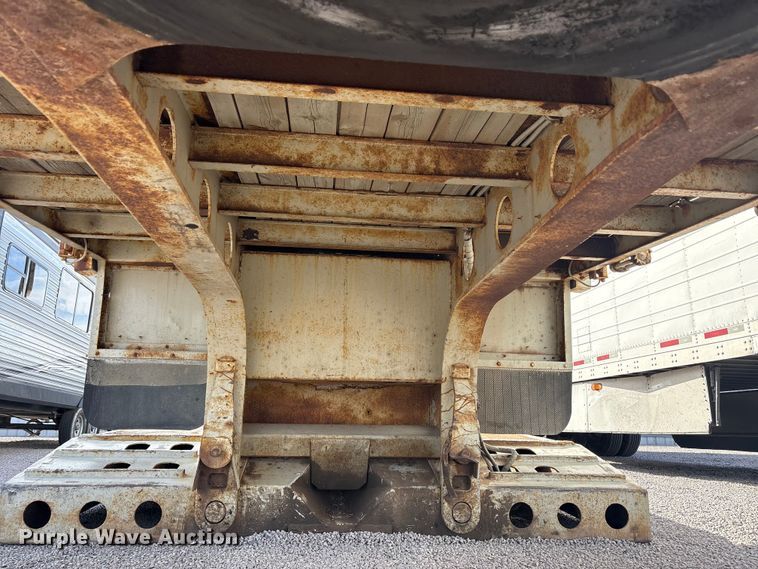 image for item YA2428 2001 K-Line 1851-2 lowboy equipment trailer