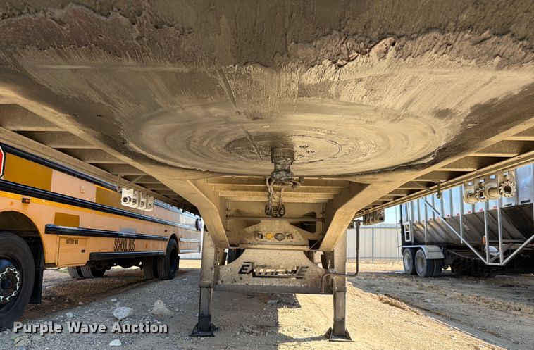 image for item YA2467 2022 Extreme Trailers side curtain trailer