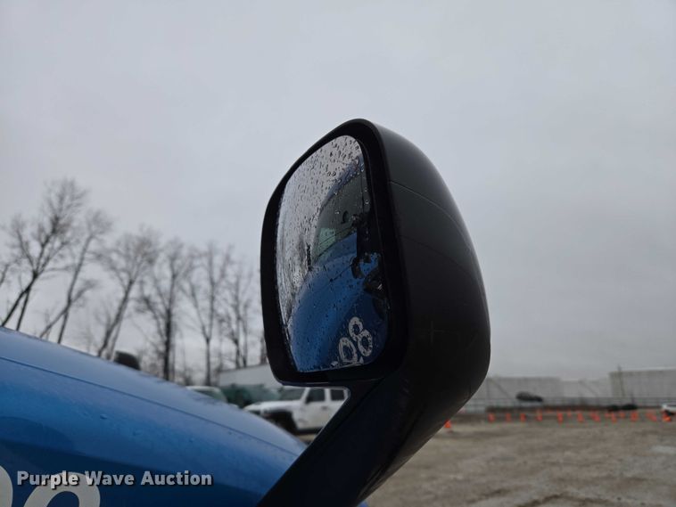 image for item YA2483 2019 Freightliner Cascadia semi truck