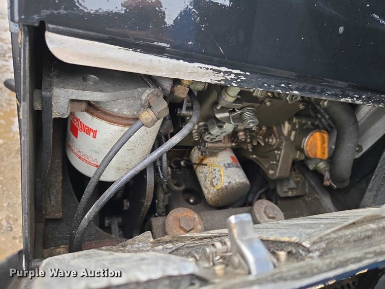 image for item YA2483 2019 Freightliner Cascadia semi truck