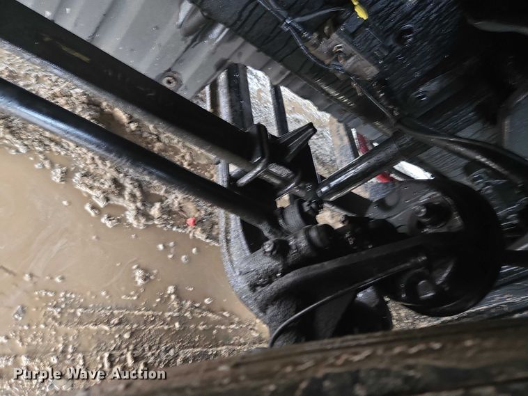 image for item YA2483 2019 Freightliner Cascadia semi truck