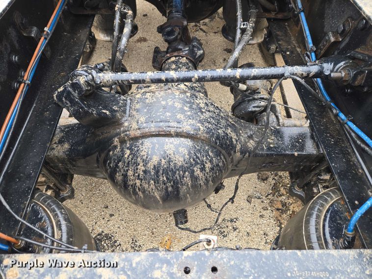 image for item YA2483 2019 Freightliner Cascadia semi truck