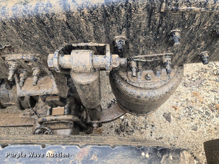 image for item YA2483 2019 Freightliner Cascadia semi truck