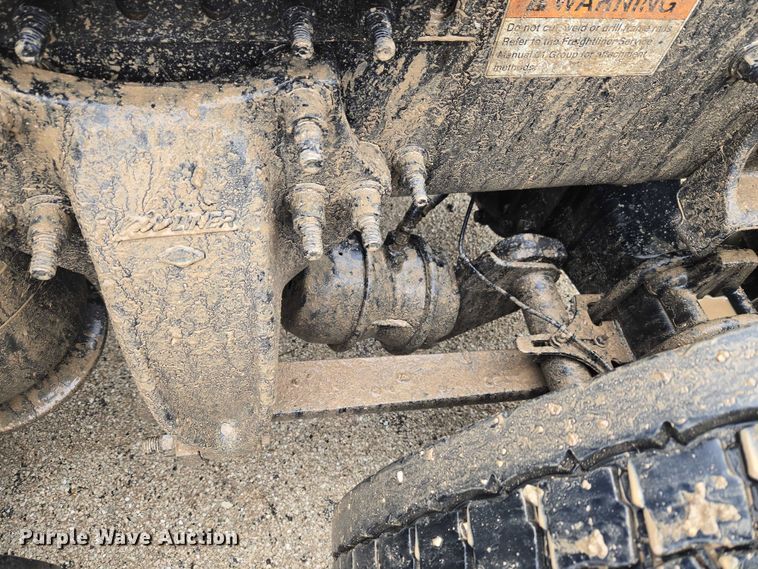 image for item YA2483 2019 Freightliner Cascadia semi truck