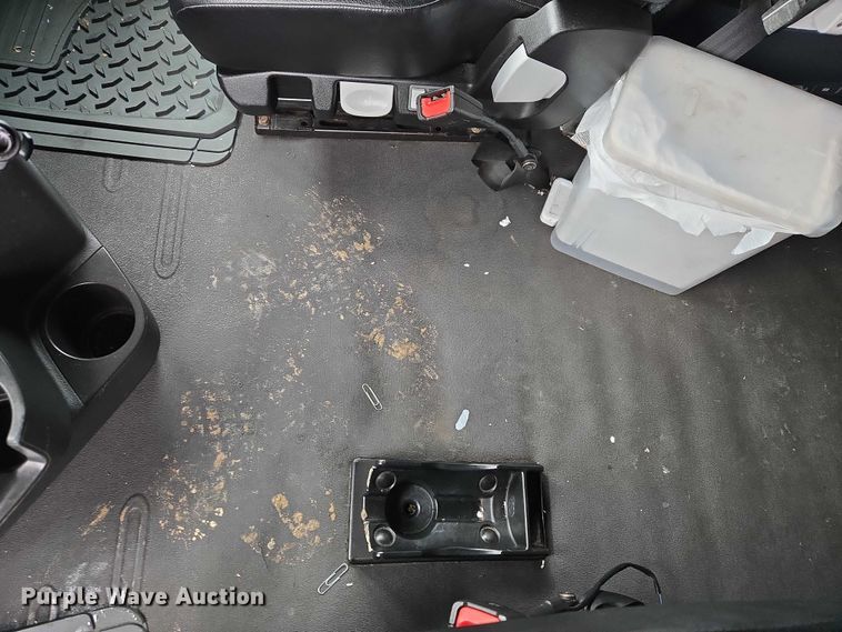 image for item YA2483 2019 Freightliner Cascadia semi truck