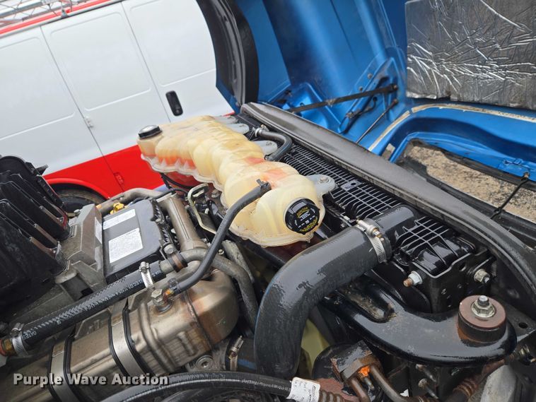 image for item YA2483 2019 Freightliner Cascadia semi truck