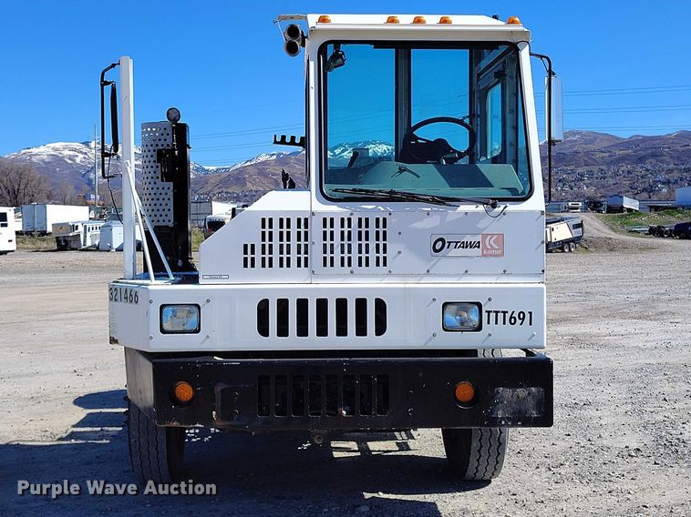 image for item YA2489 2008 Kalmar Ottawa yard truck