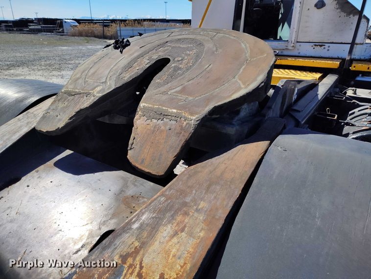 image for item YA2489 2008 Kalmar Ottawa yard truck