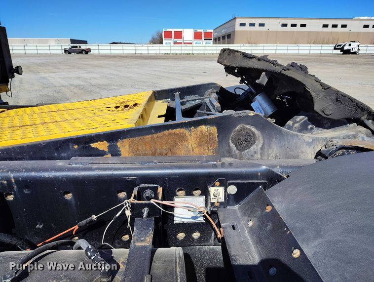 image for item YA2489 2008 Kalmar Ottawa yard truck