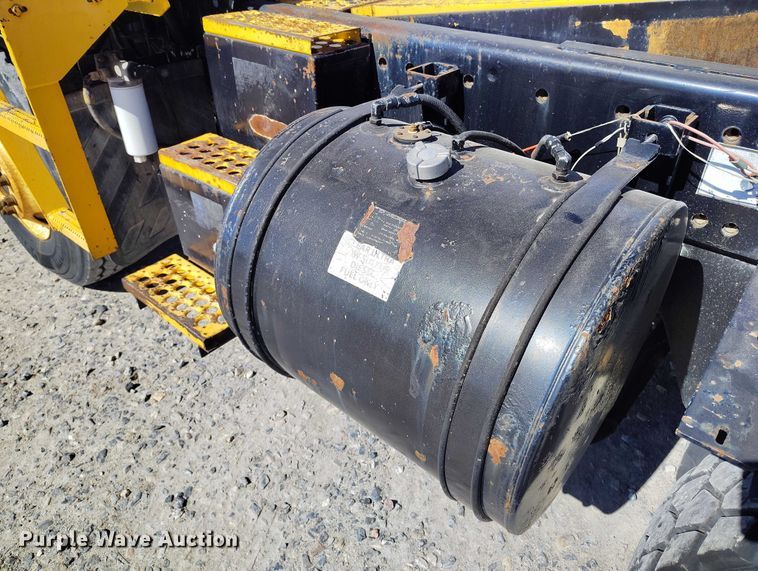 image for item YA2489 2008 Kalmar Ottawa yard truck