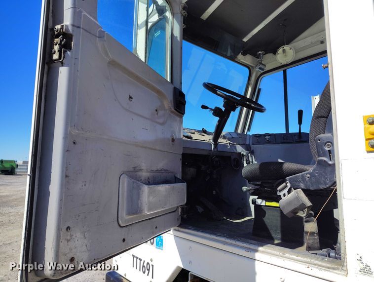 image for item YA2489 2008 Kalmar Ottawa yard truck