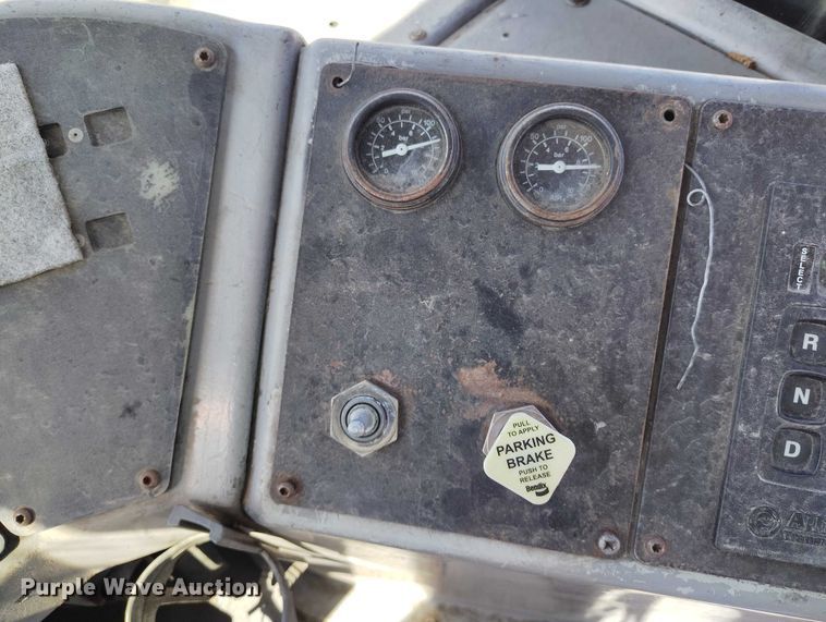 image for item YA2489 2008 Kalmar Ottawa yard truck