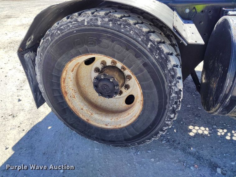 image for item YA2489 2008 Kalmar Ottawa yard truck