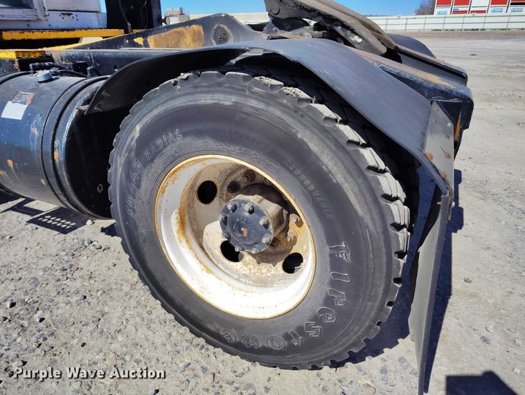 image for item YA2489 2008 Kalmar Ottawa yard truck